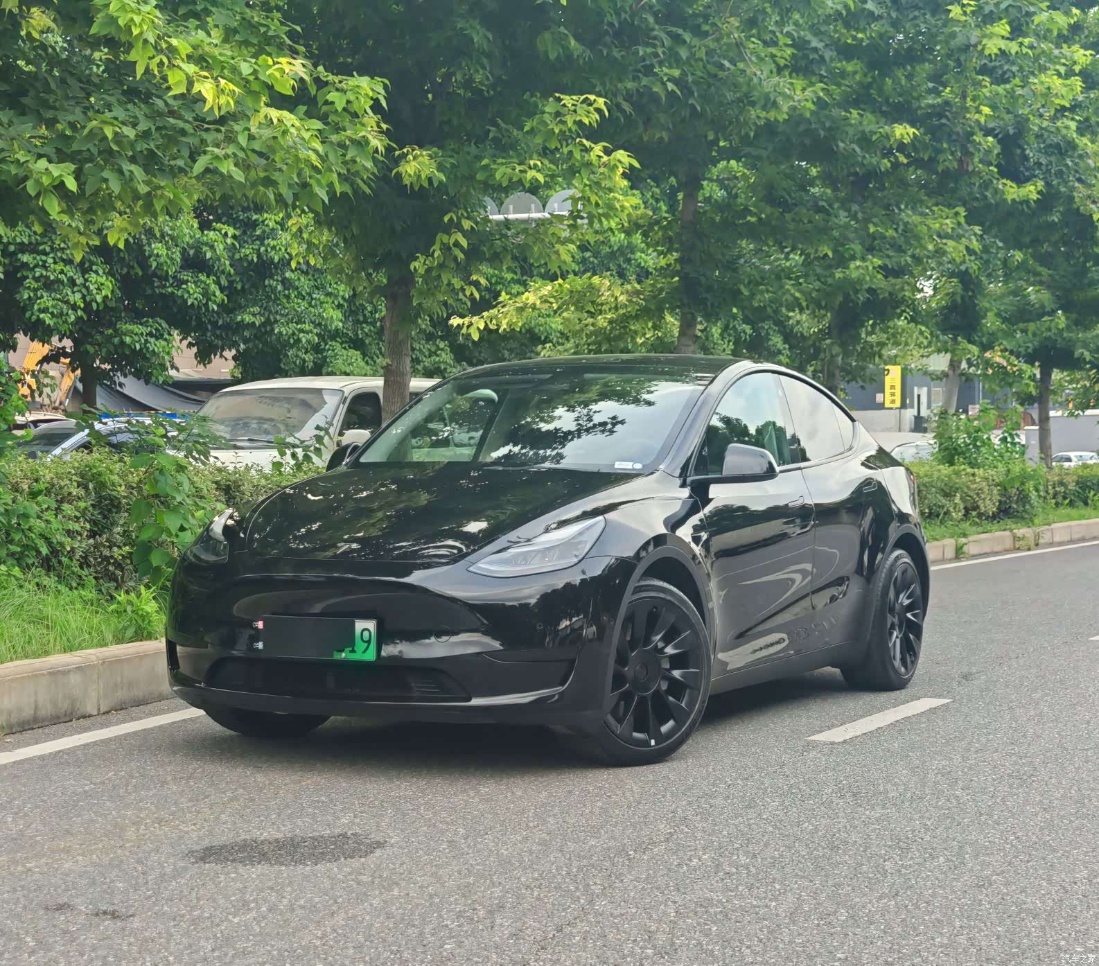 Tesla Model Y, 2022 1