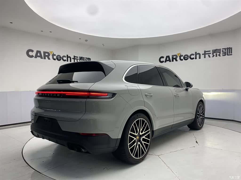 Porsche Cayenne, 2025 все фото