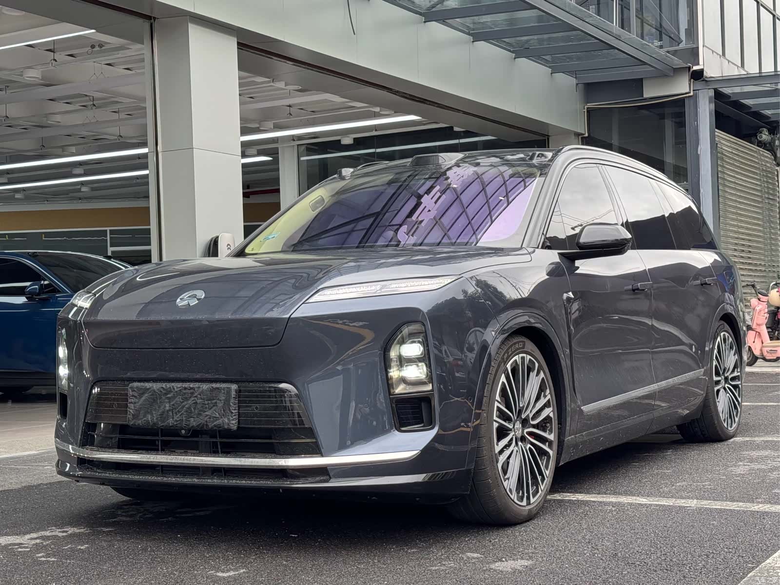 NIO ES8, 2025 1