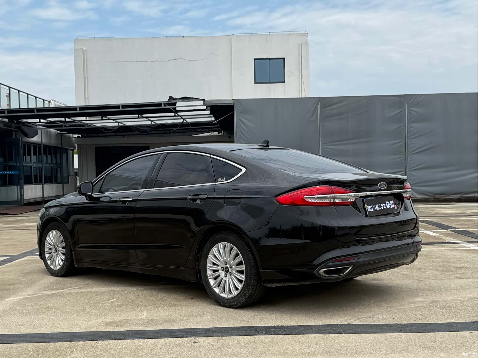 Ford Mondeo, 2017 12