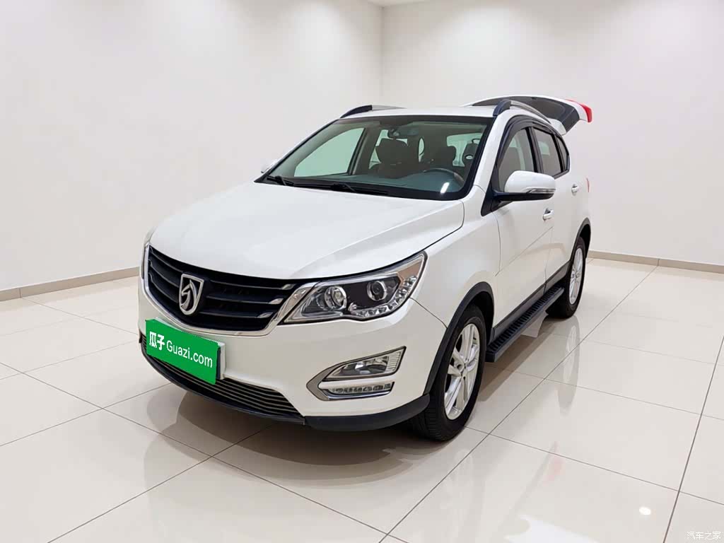 Wuling 560, 2016 1