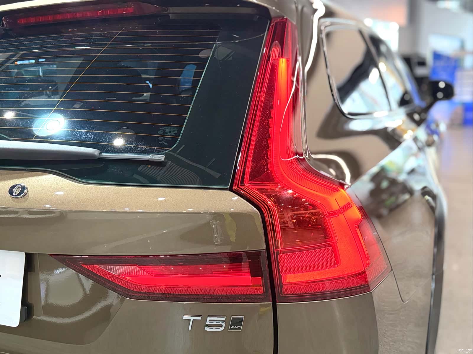 Volvo V90, 2018 13