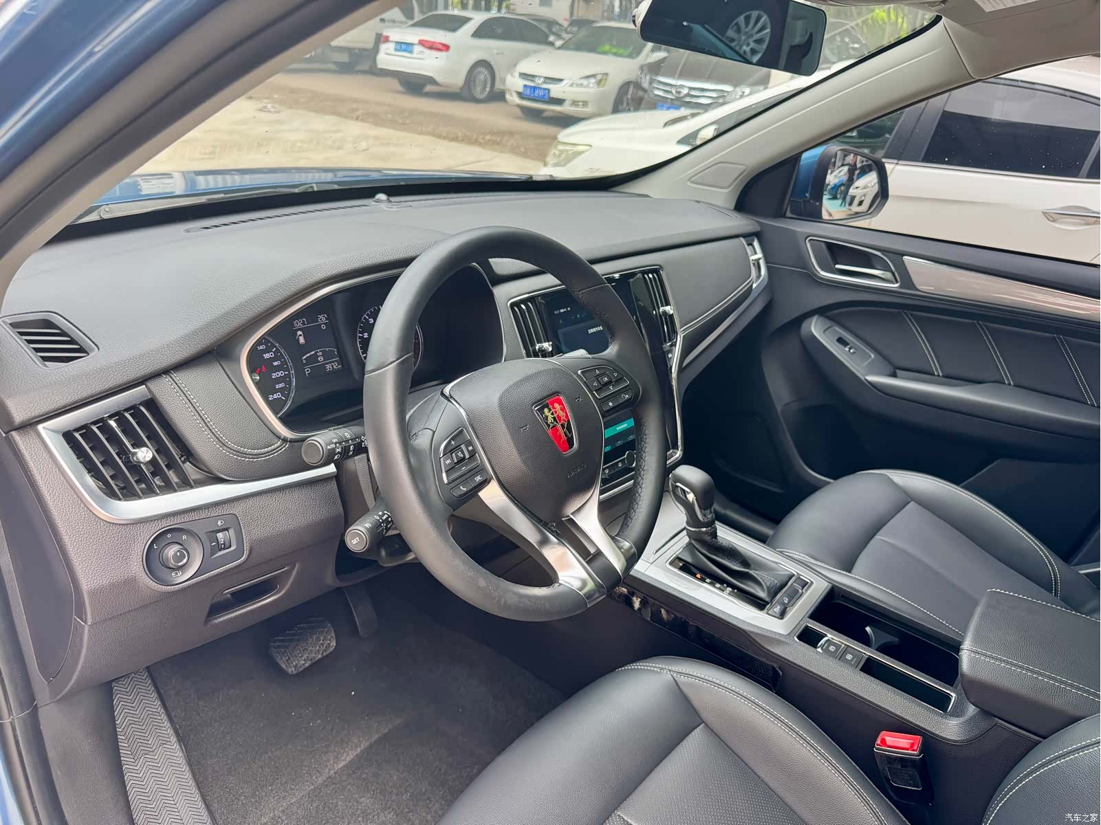 Roewe RX5, 2019 7