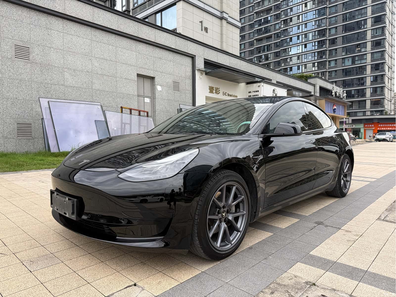 Tesla Model 3, 2021 1