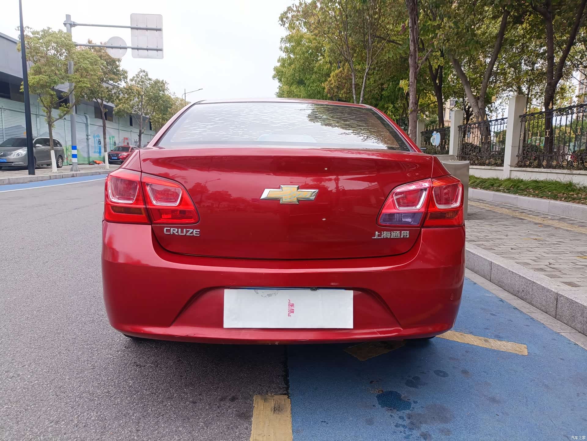 Chevrolet SE, 2016 все фото