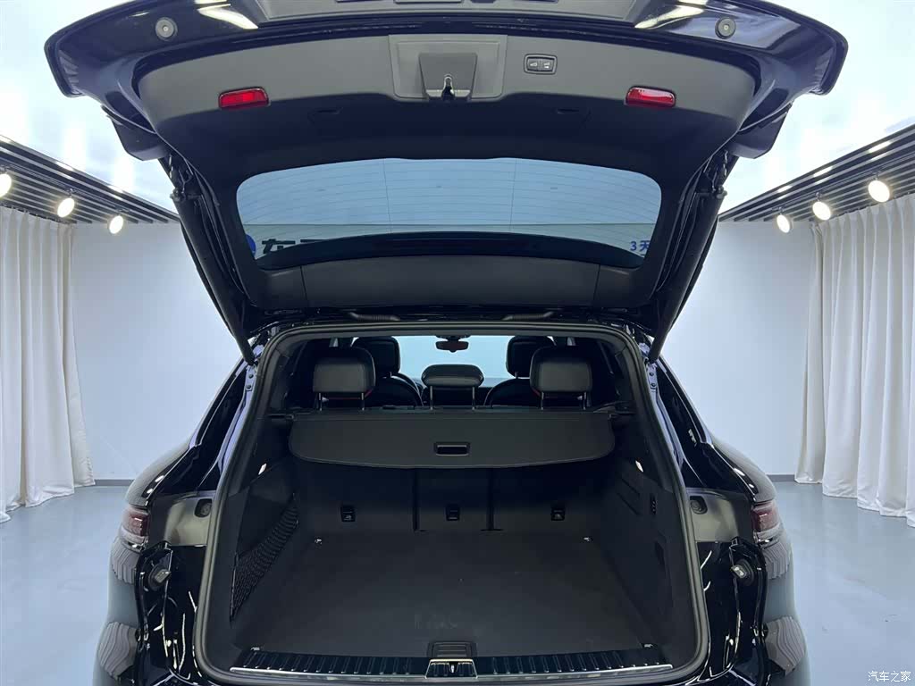 Porsche Cayenne, 2024 31
