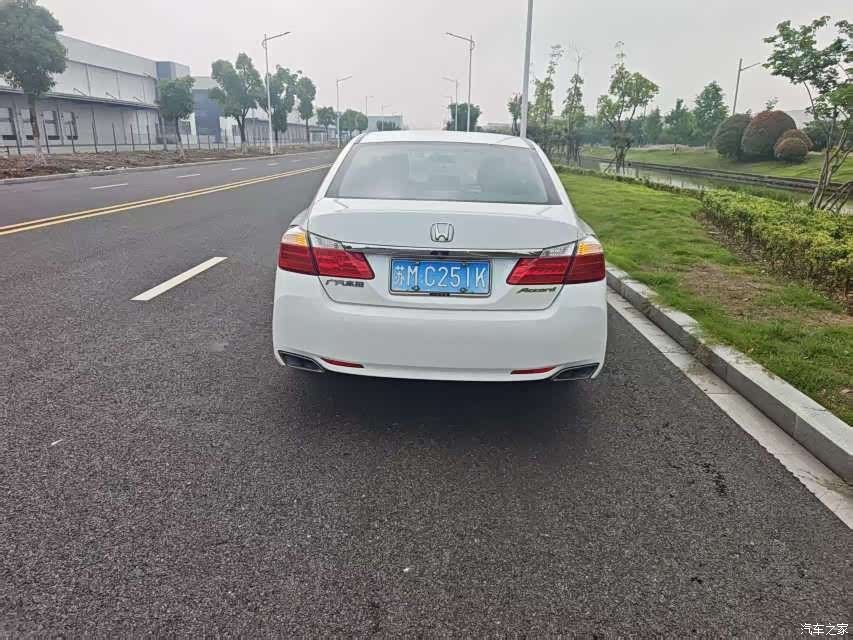 Honda Accord, 2016 11