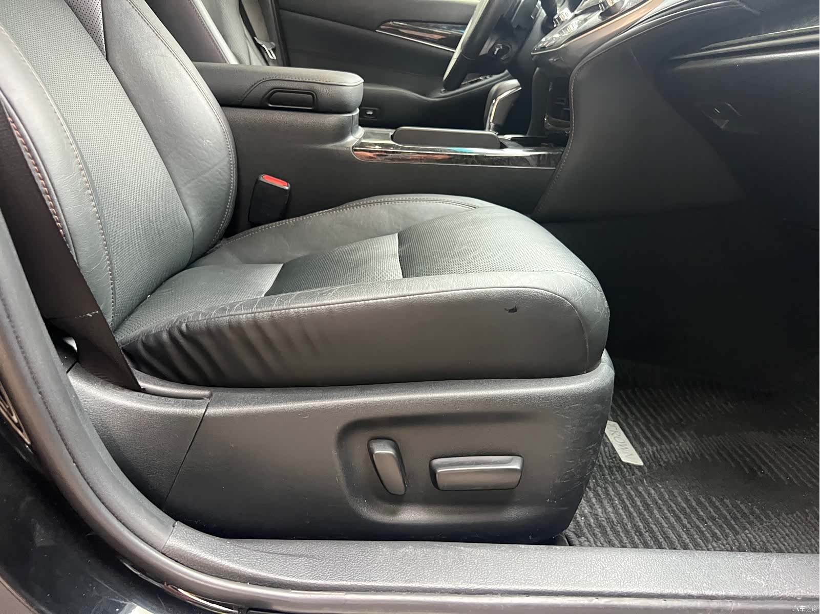 Toyota Crown, 2019 27