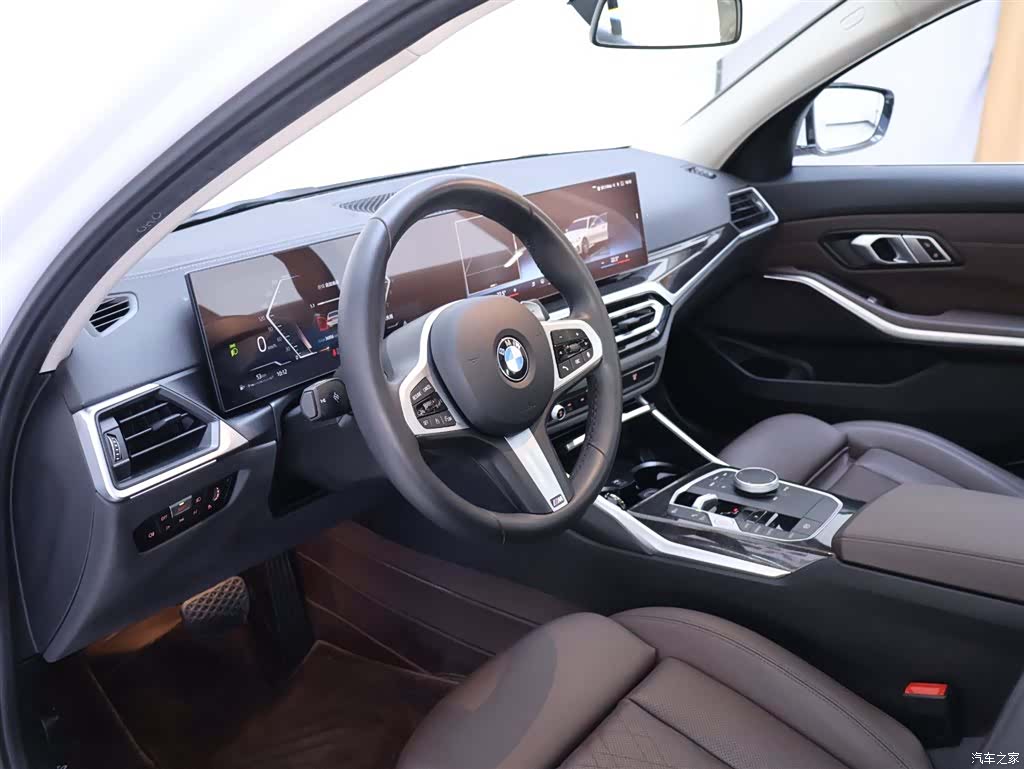 BMW 3 Series, 2023 11