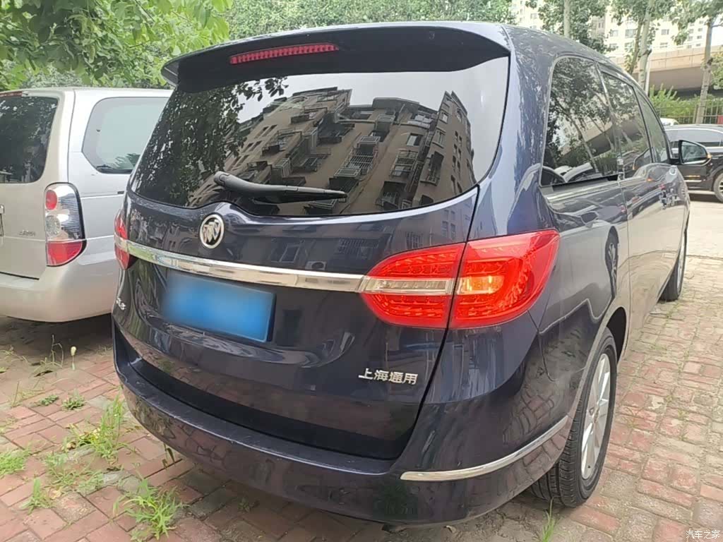 Buick GL8, 2016 7