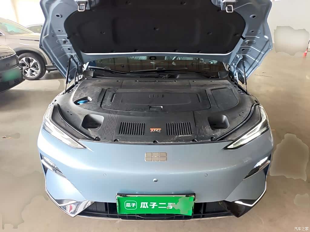 Geely E8, 2025 20