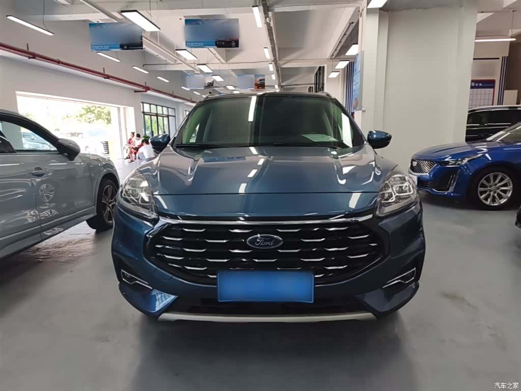 Ford Escape, 2021 3