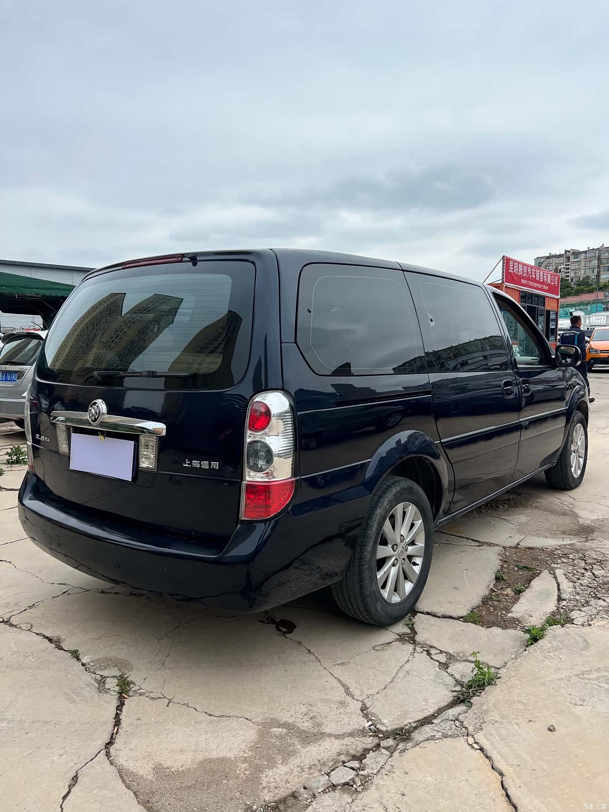 Buick GL8, 2015 10