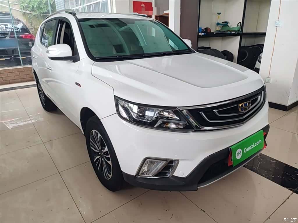 Geely X6, 2017 4
