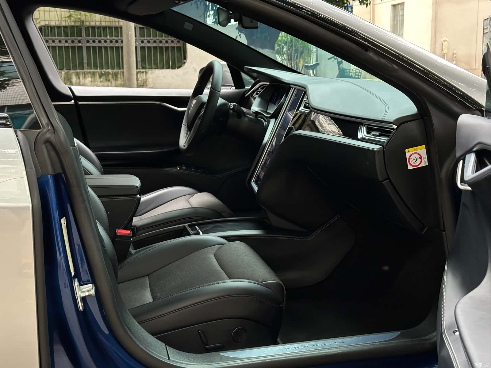 Tesla Model S, 2017 7