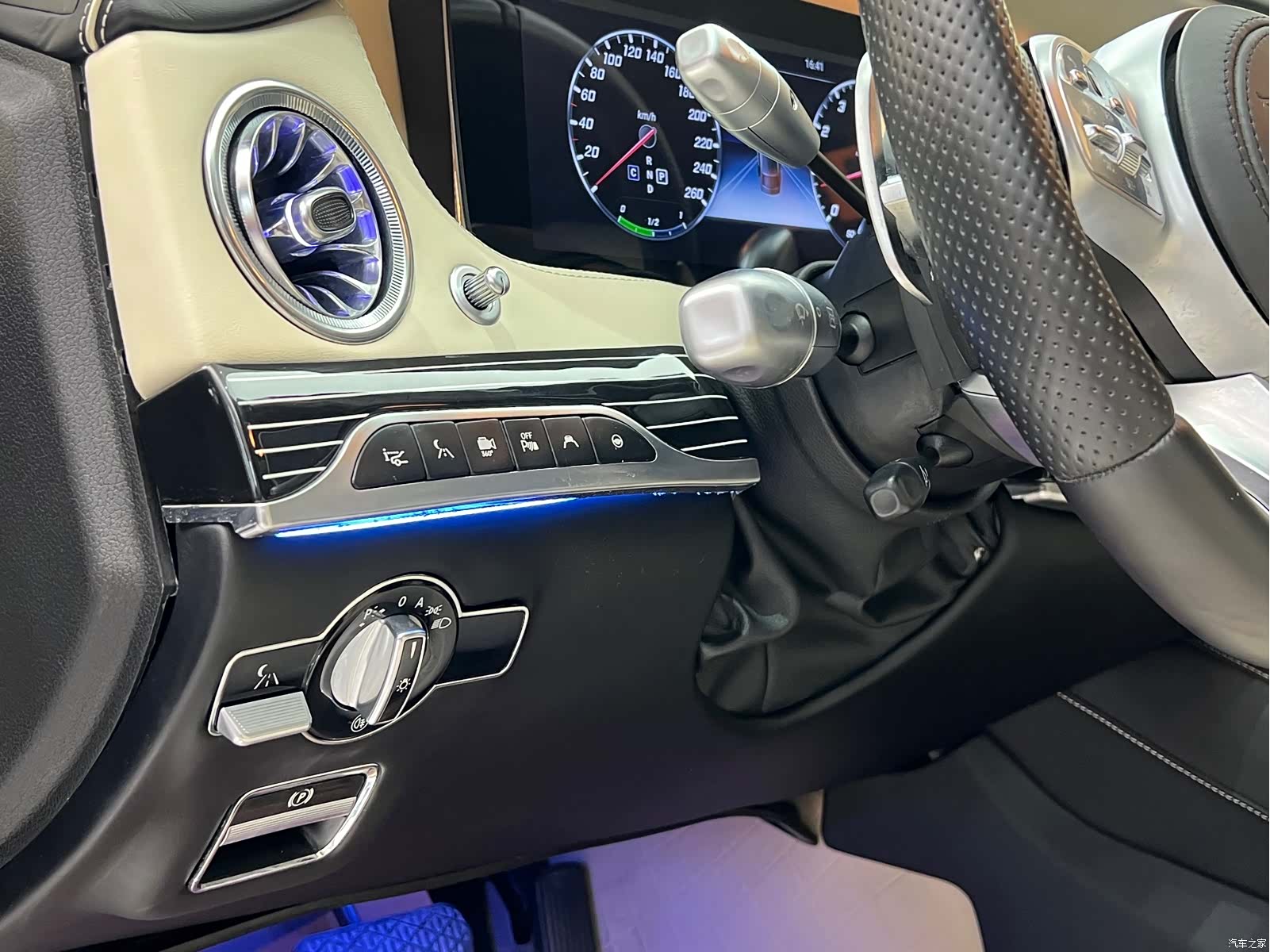 Mercedes-Benz S-Class, 2011 22