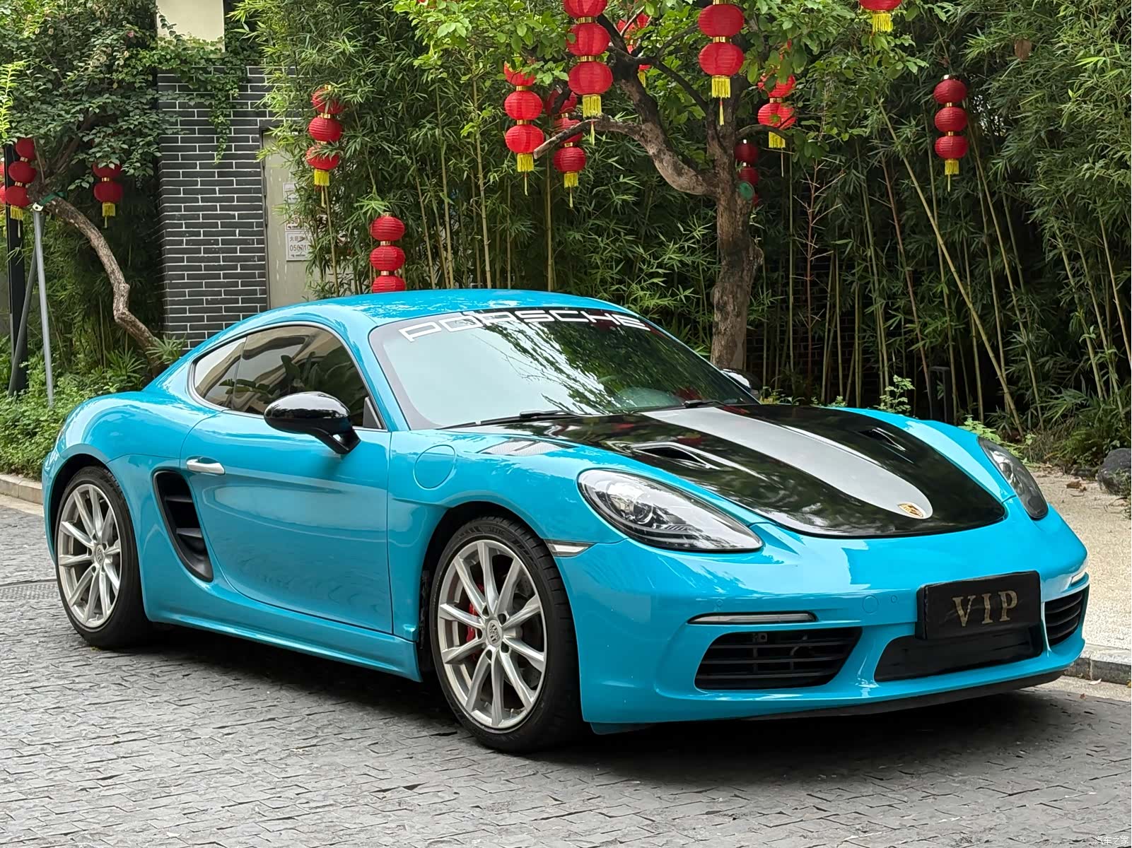 Porsche Cayman