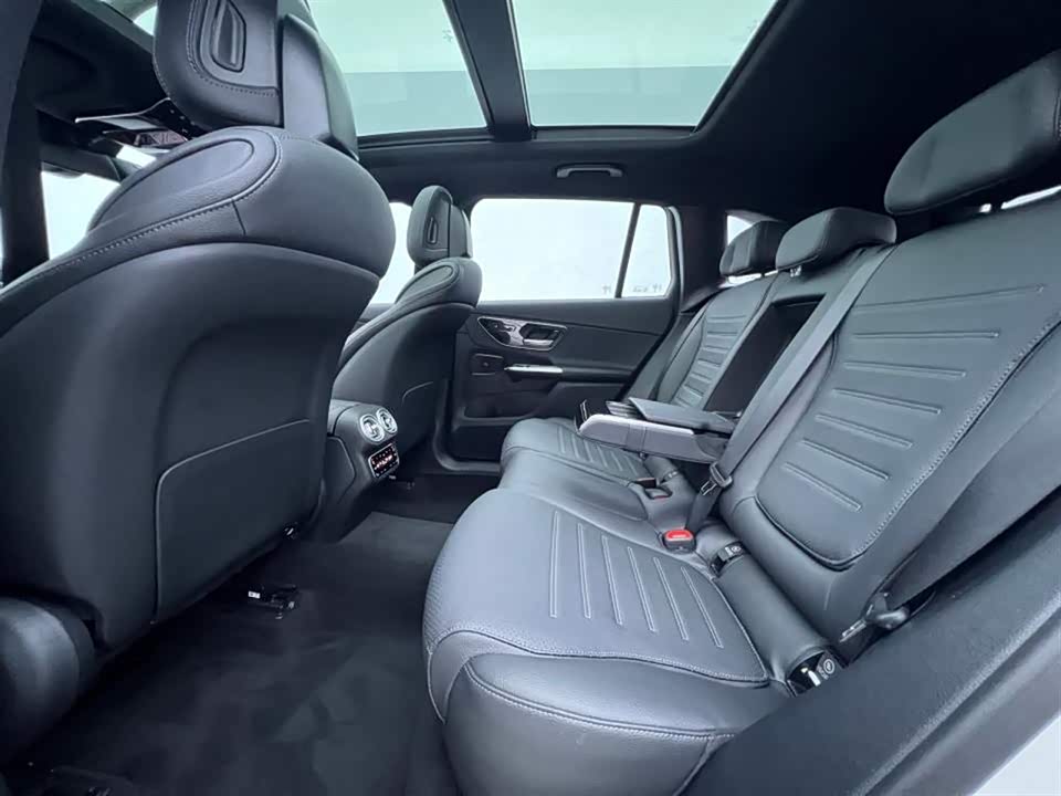 Mercedes-Benz GLC Mercedes-Benz GLC
