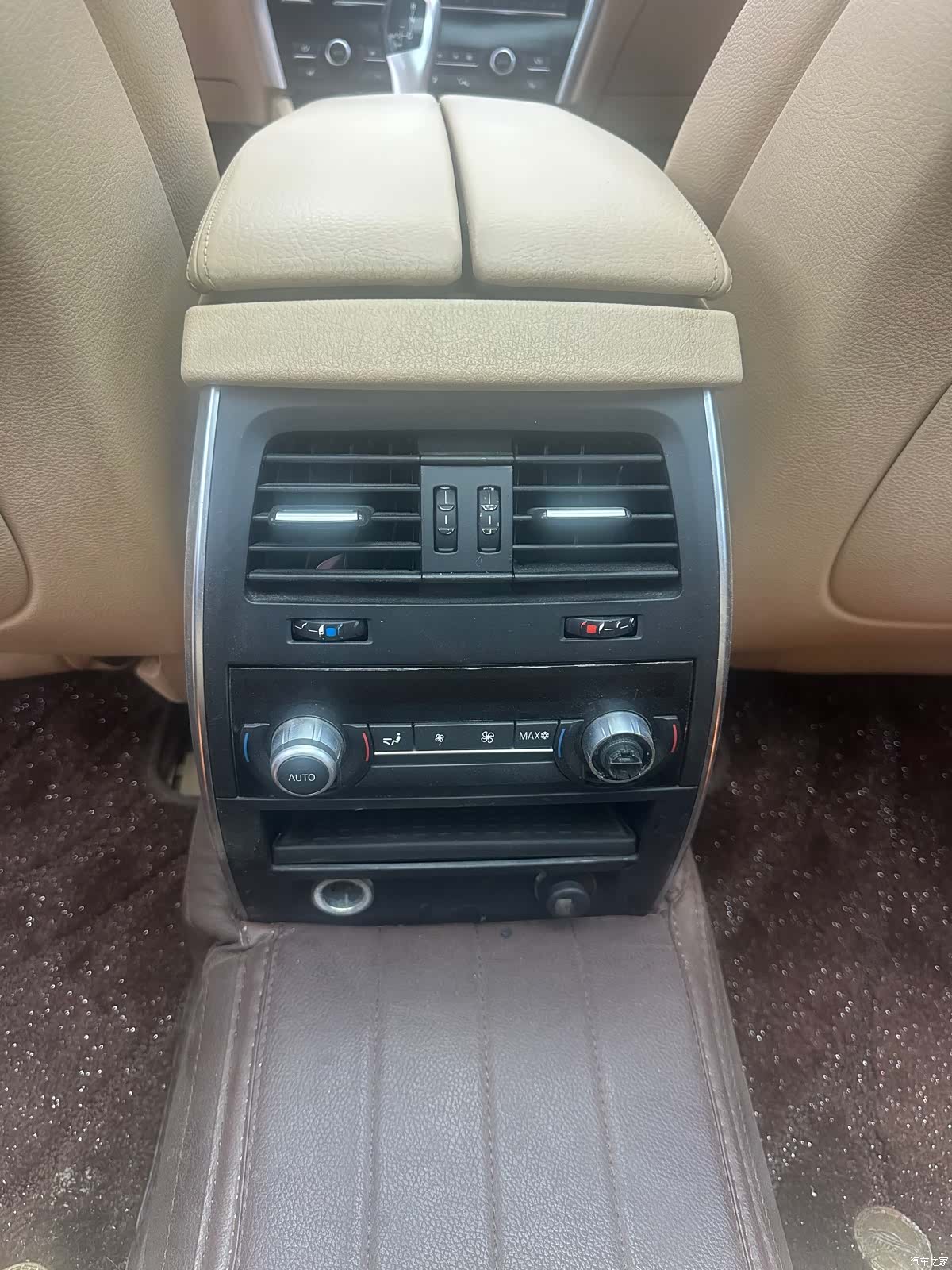 BMW 5 Series, 2011 15