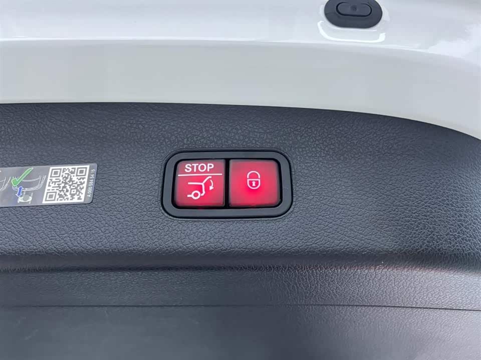 Mercedes-Benz GLC Mercedes-Benz GLC