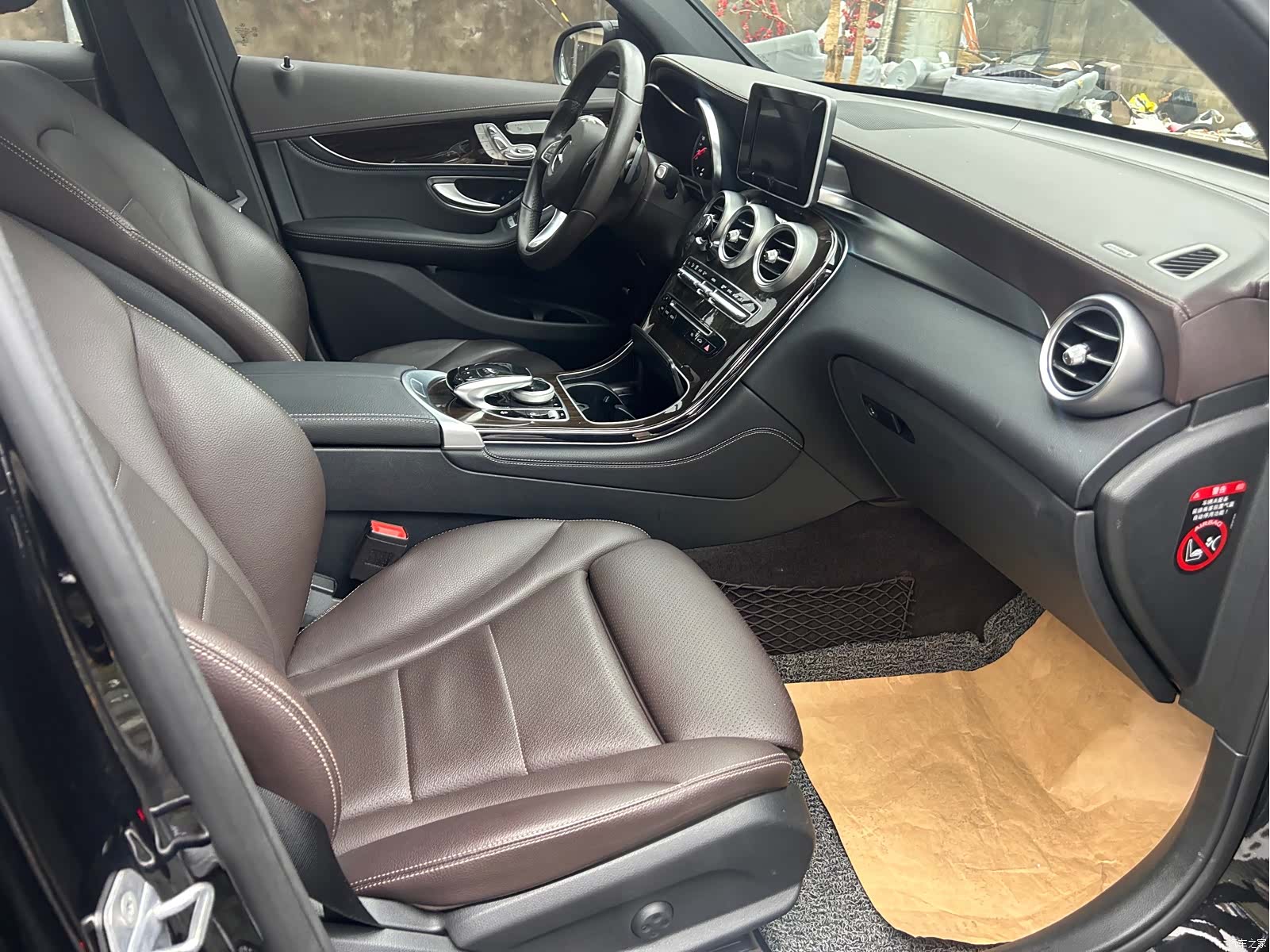 Mercedes-Benz GLC, 2019 11