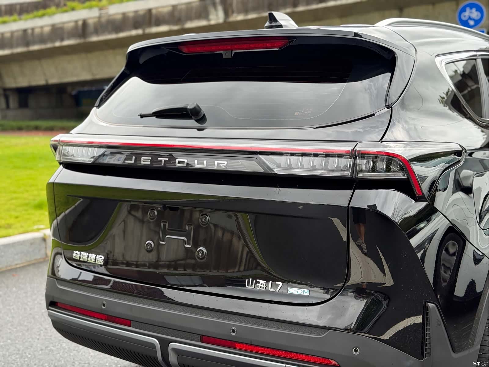 Jetour L7, 2025 9