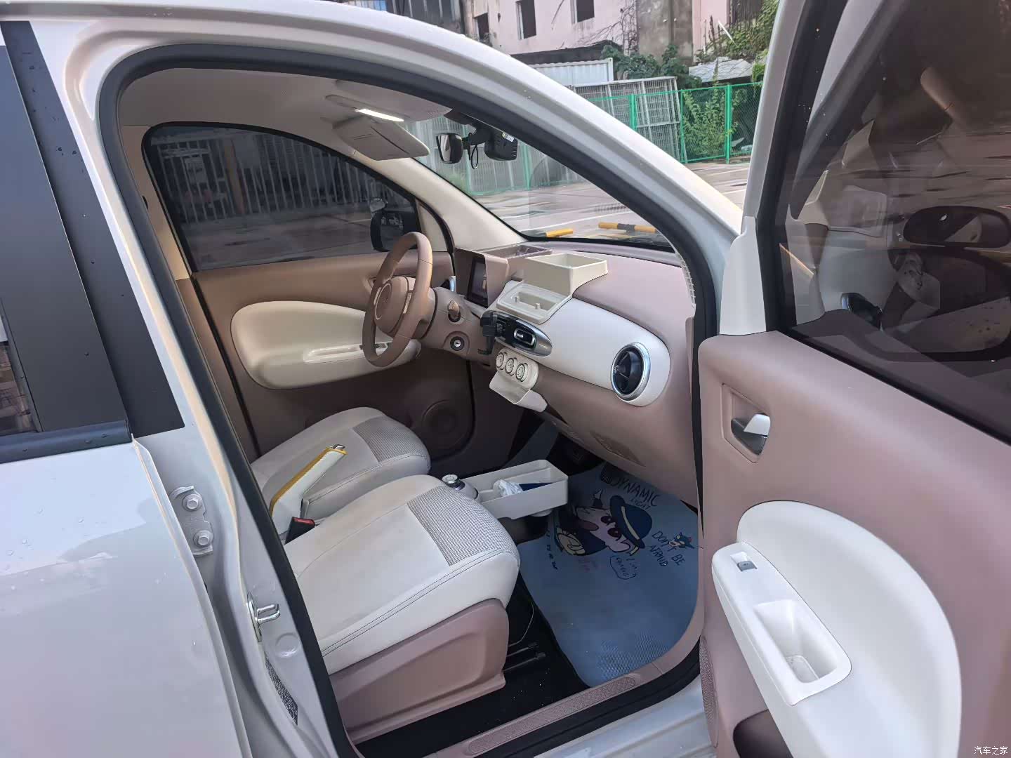 Wuling MINIEV, 2025 4