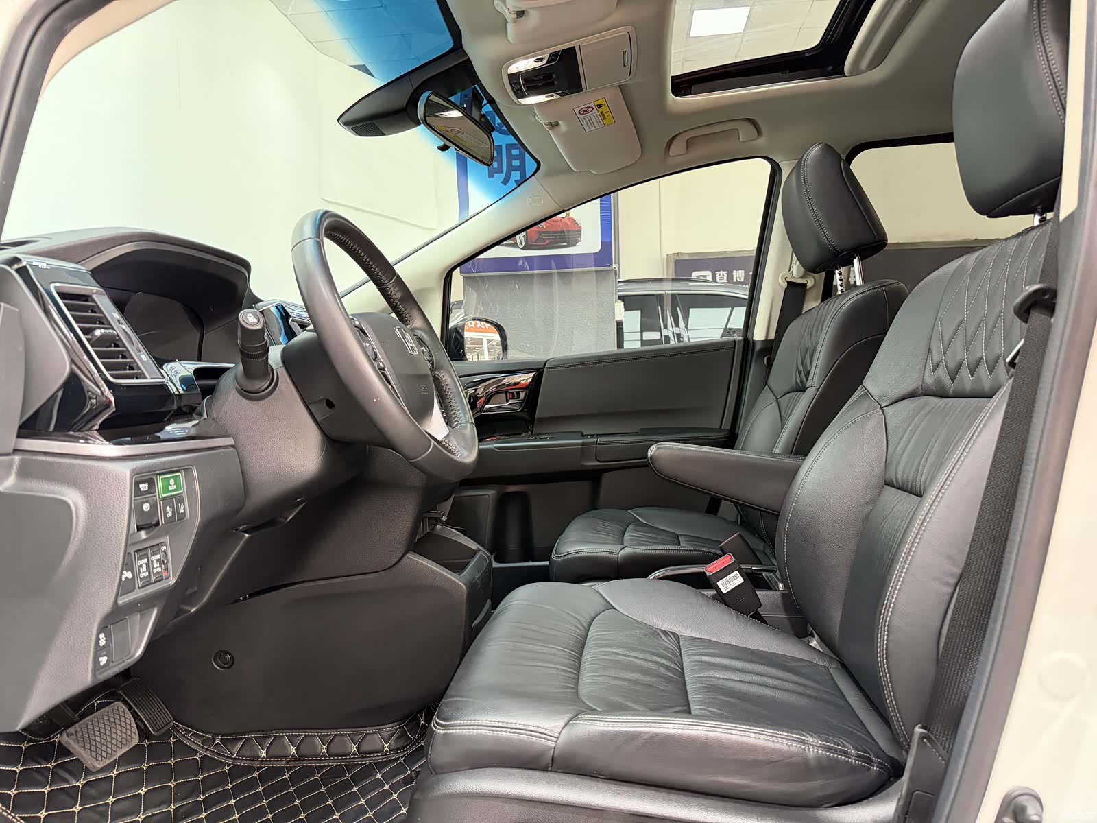 Honda Elysion, 2021 все фото