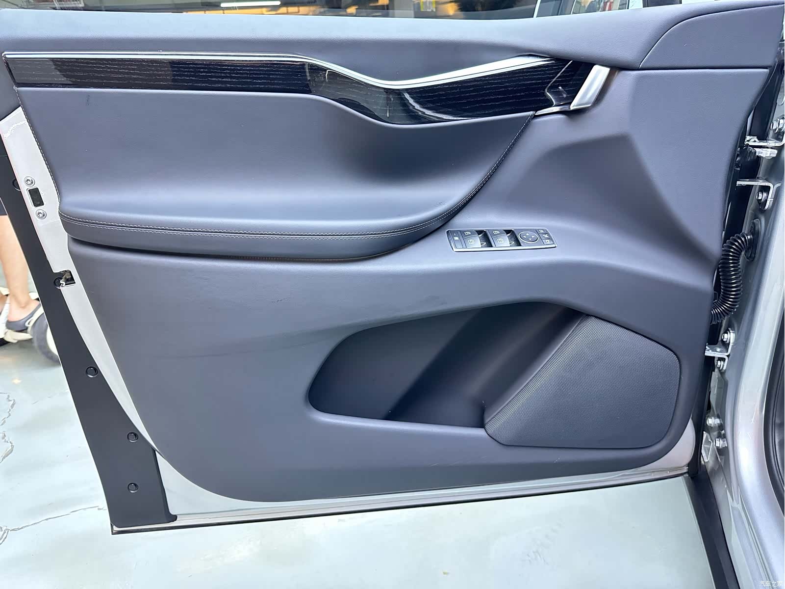 Tesla Model X, 2018 4