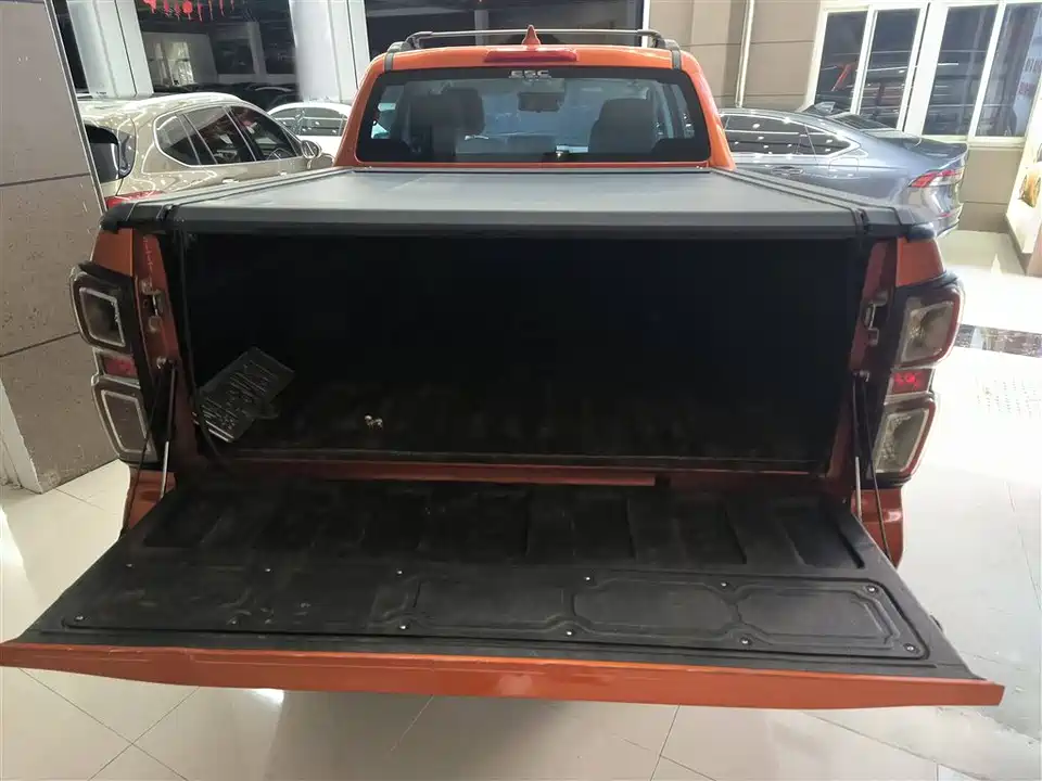 Isuzu D-MAX Isuzu D-MAX