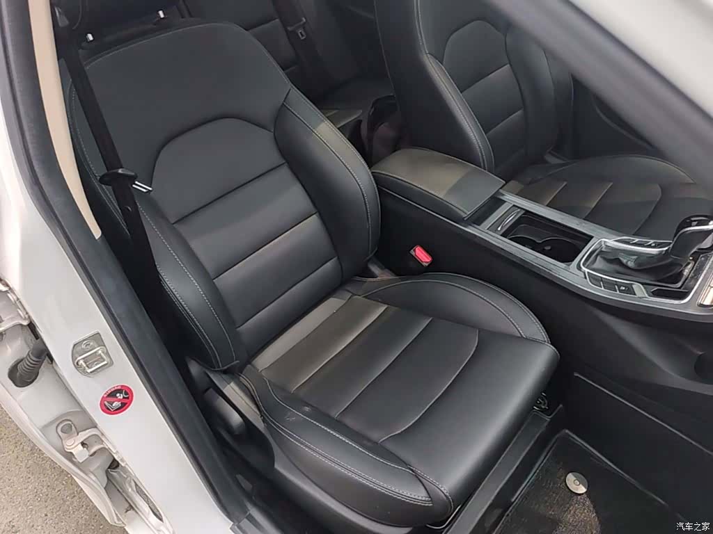 Geely Emgrand, 2019 25
