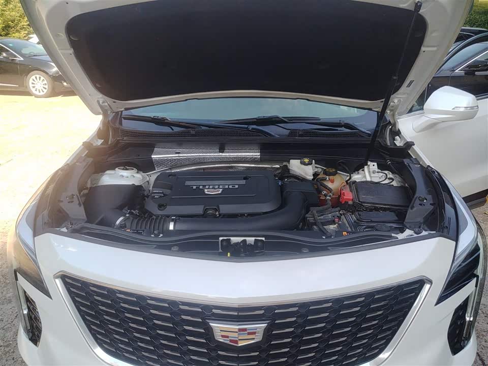 Cadillac XT4