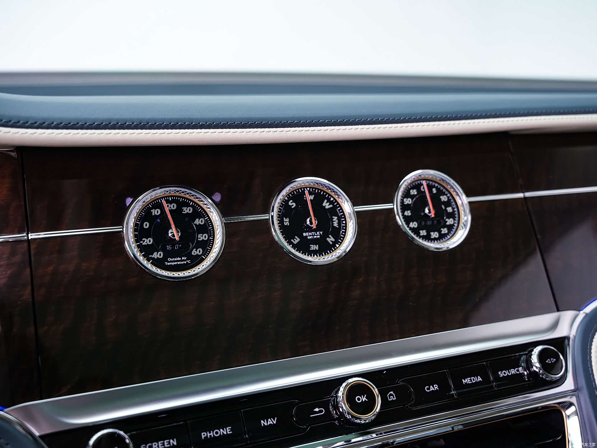 Bentley Flying Spur, 2021 17