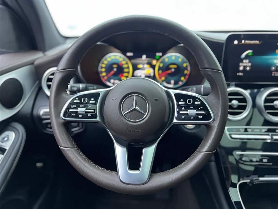 Mercedes-Benz GLC Mercedes-Benz GLC