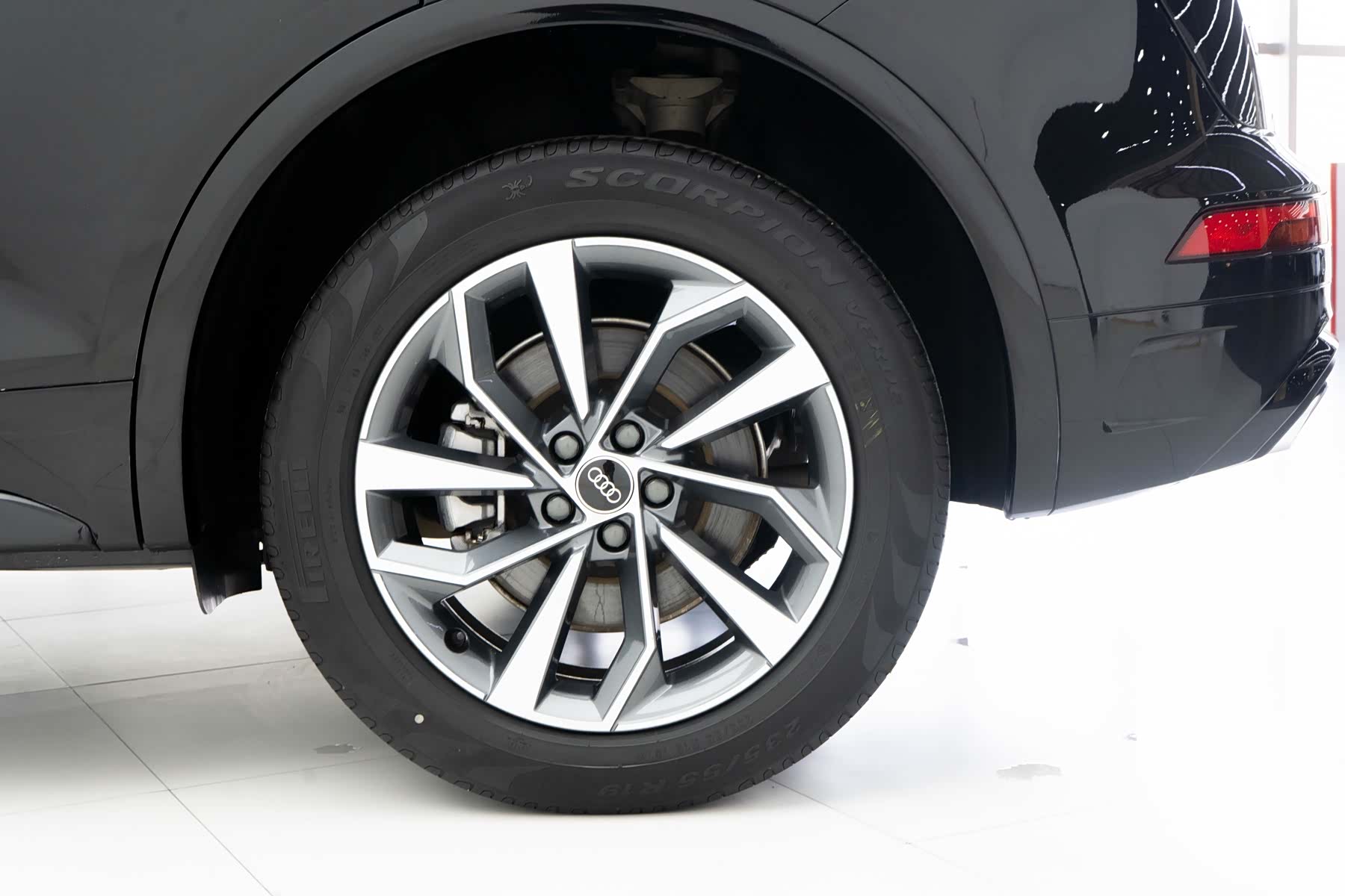 Audi Q5L, 2023 20