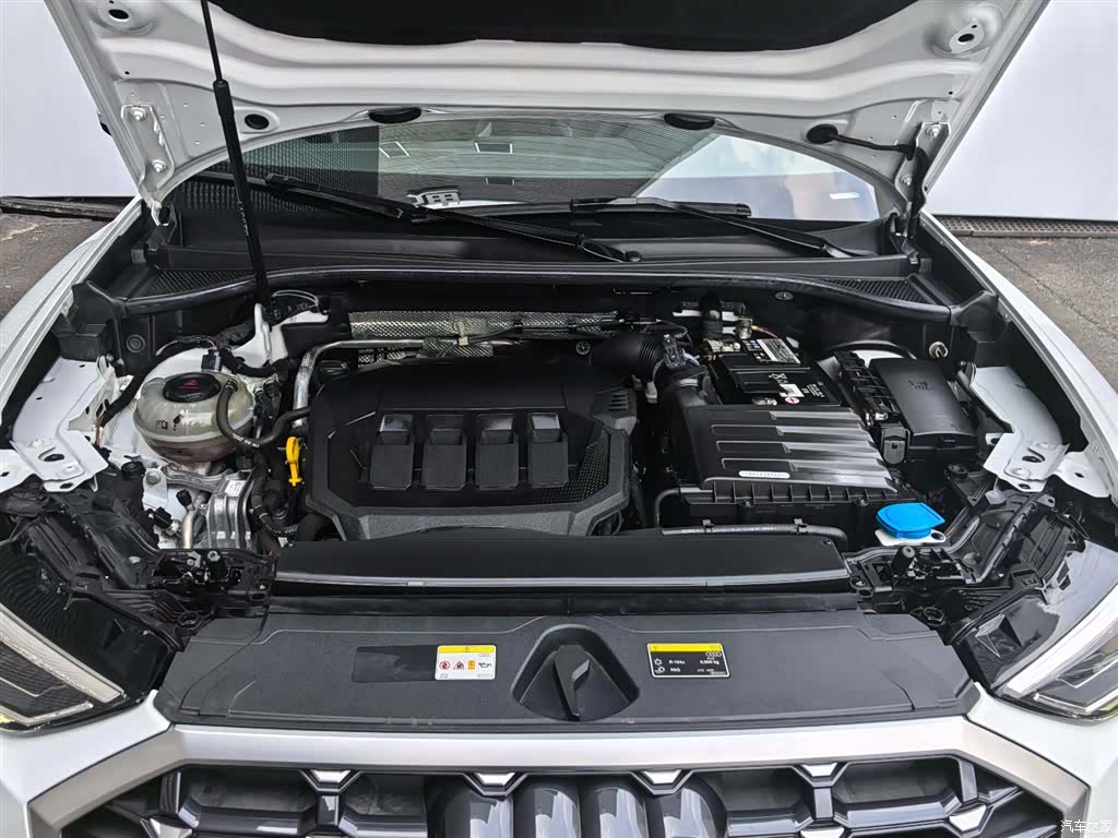 Audi Q3, 2022 15