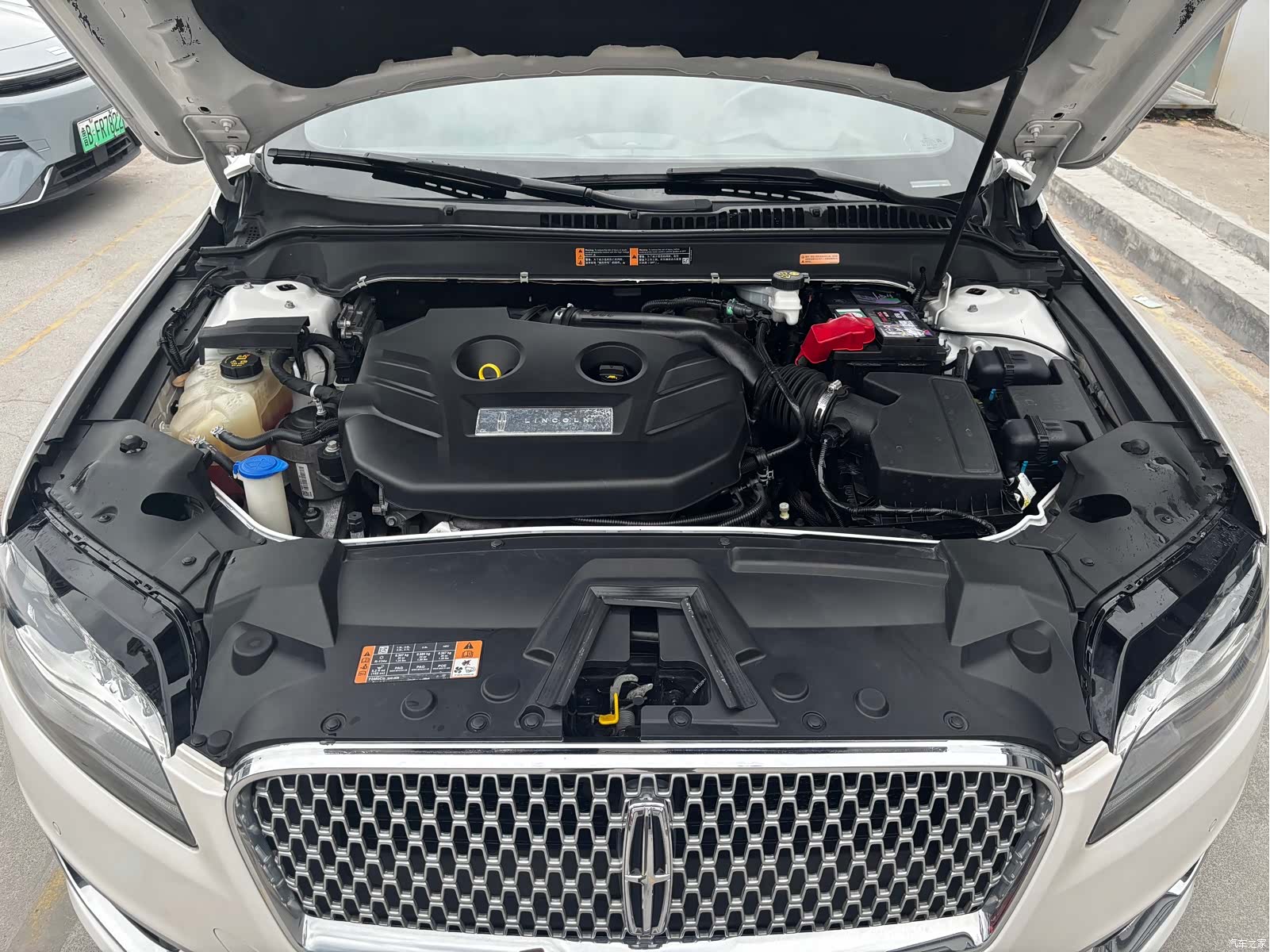 Lincoln MKZ, 2019 14