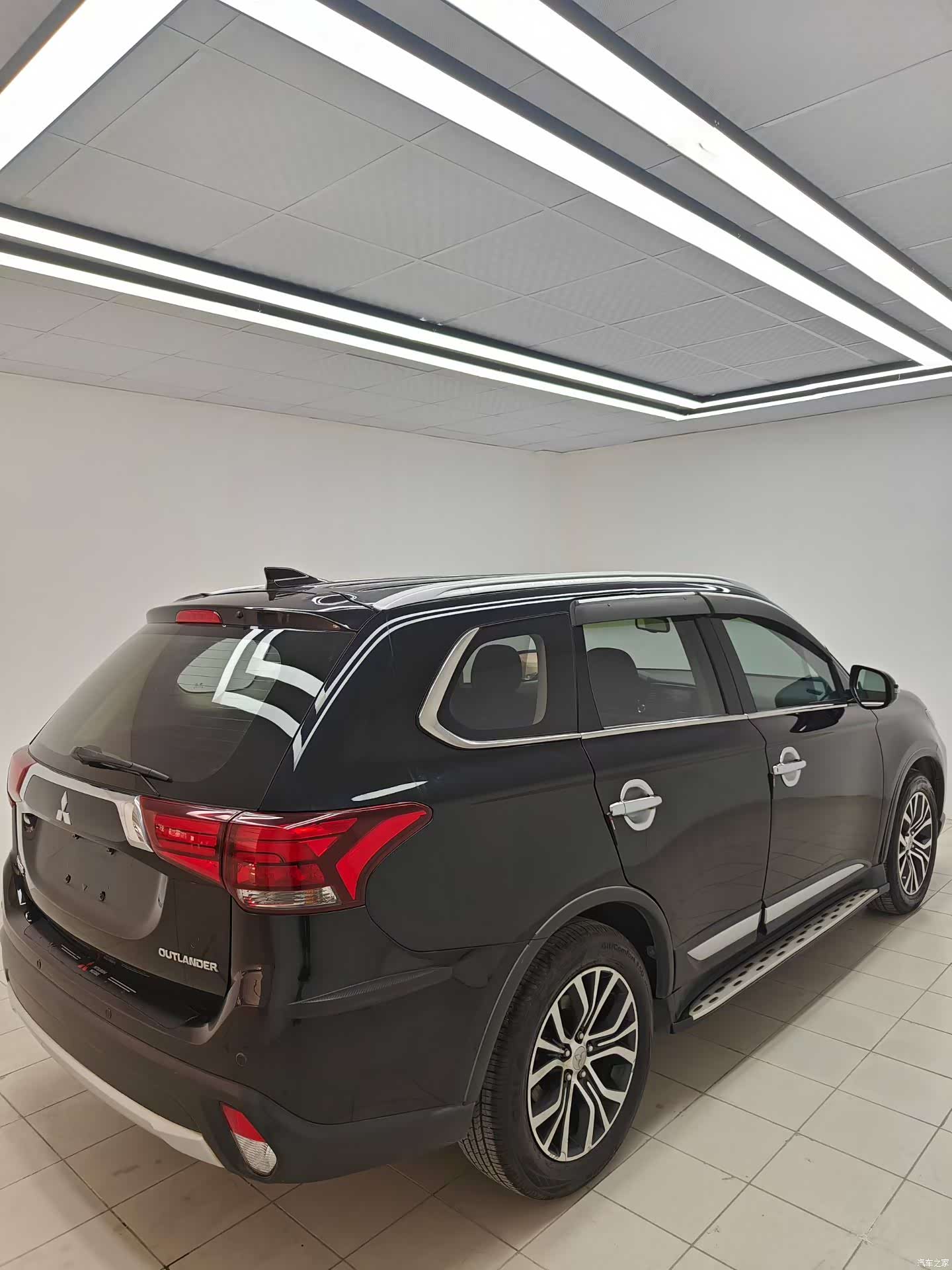 Mitsubishi Outlander, 2018 6