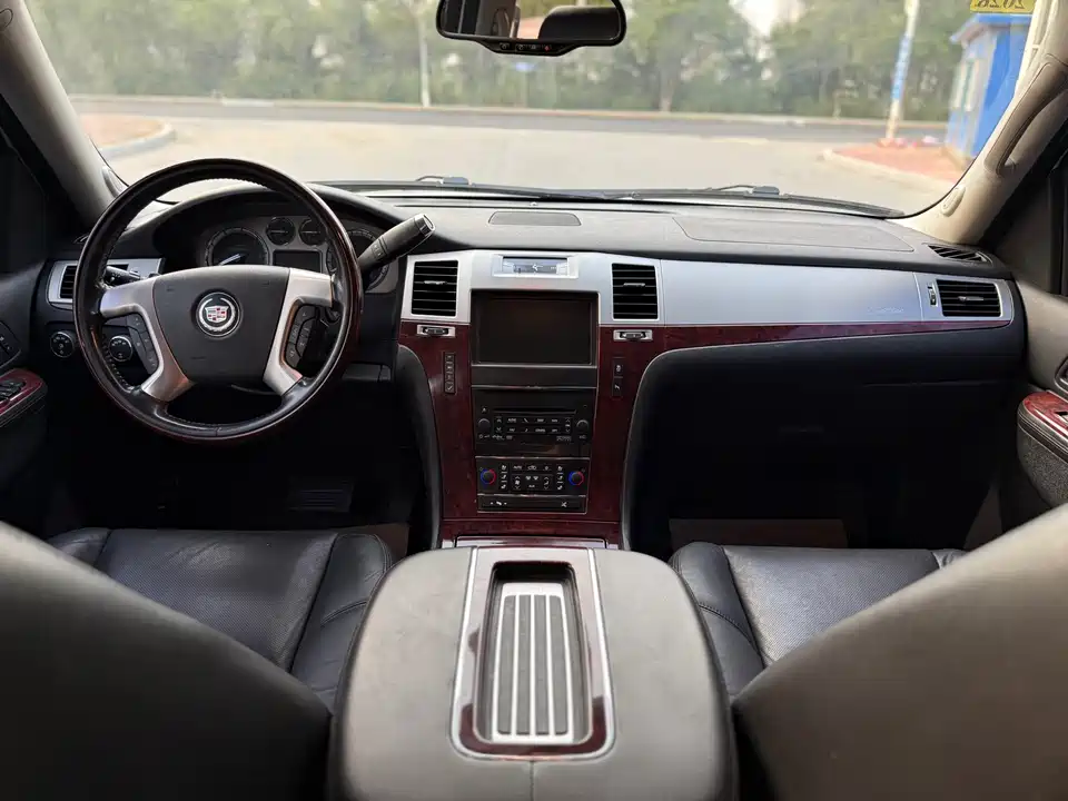 Cadillac Escalade ESCALADE