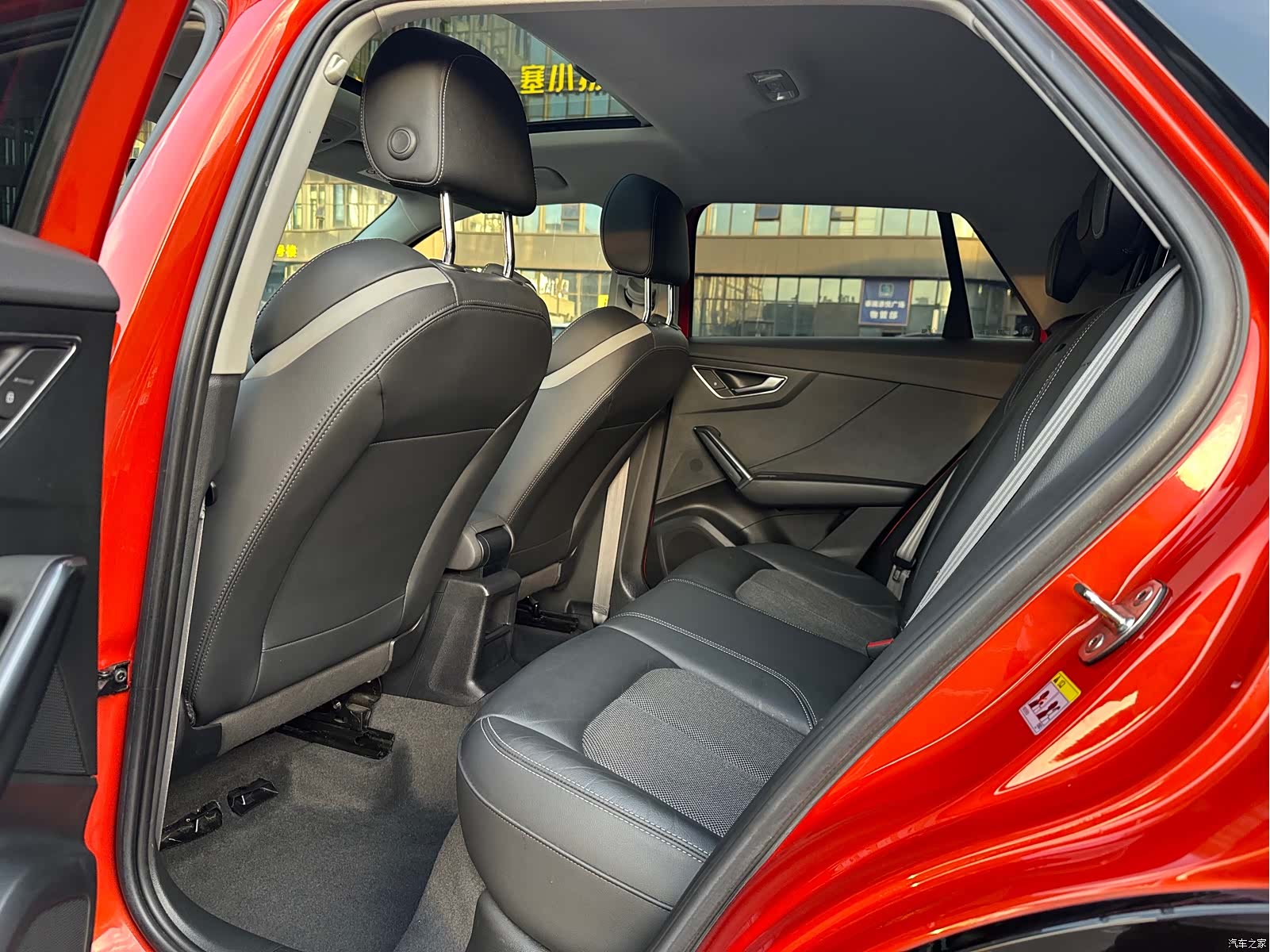 Audi Q2L, 2021 10