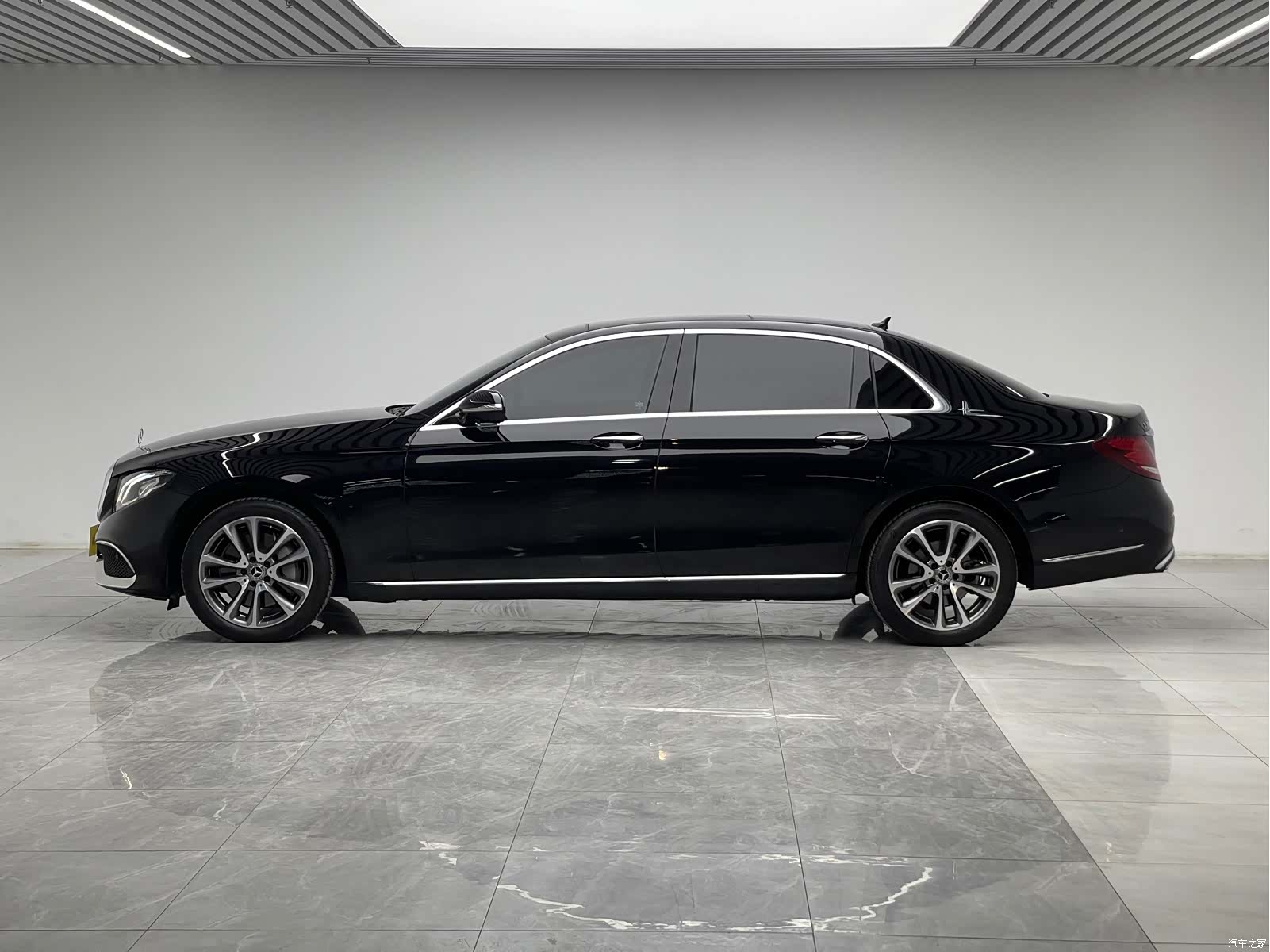 Mercedes-Benz E-Class, 2019 7