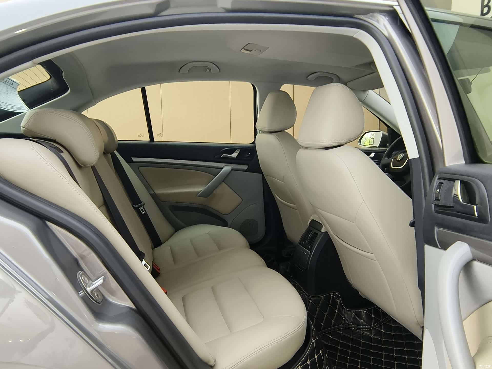 Skoda Octavia, 2012 12