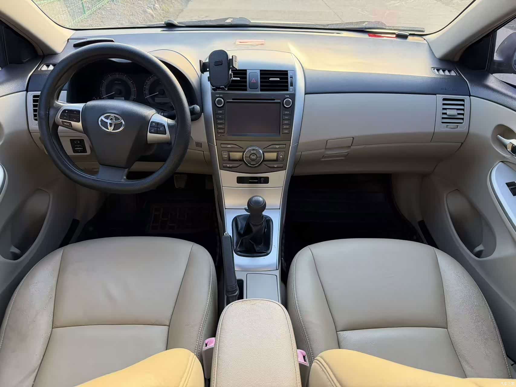 Toyota Corolla, 2011 7