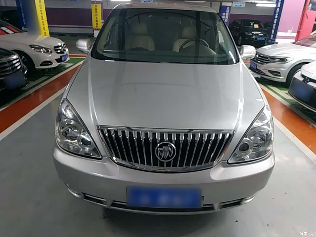 Buick GL8, 2016 3