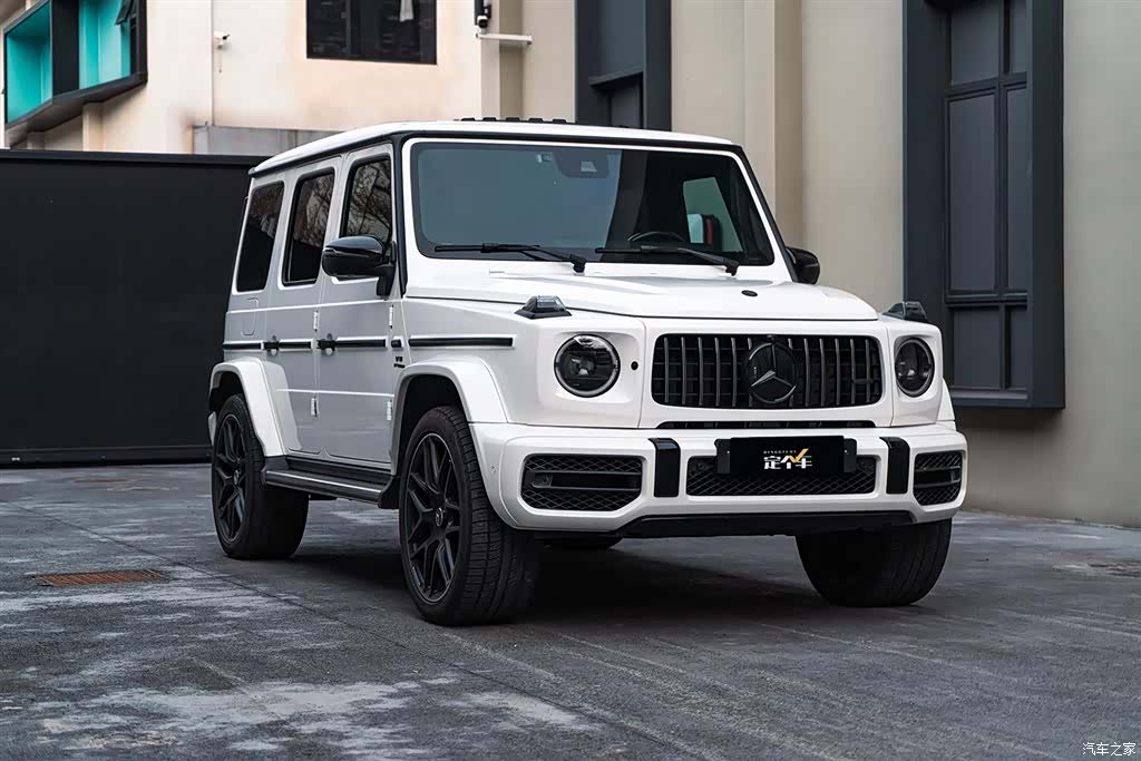Mercedes-Benz G-Class, 2023 3