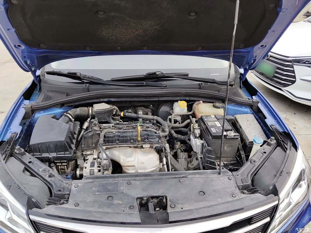 Roewe i5, 2019 10