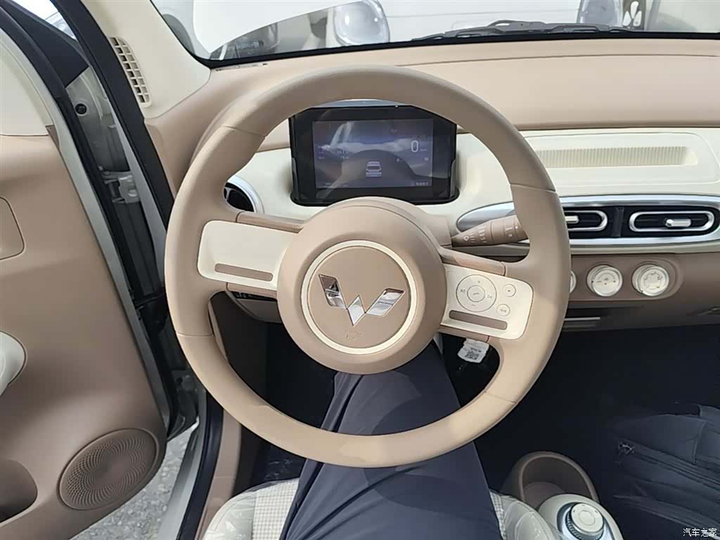 Wuling MINIEV, 2026 11