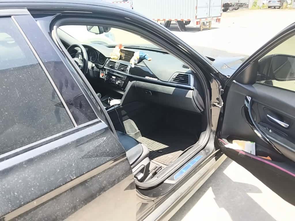 BMW 3 Series, 2017 11