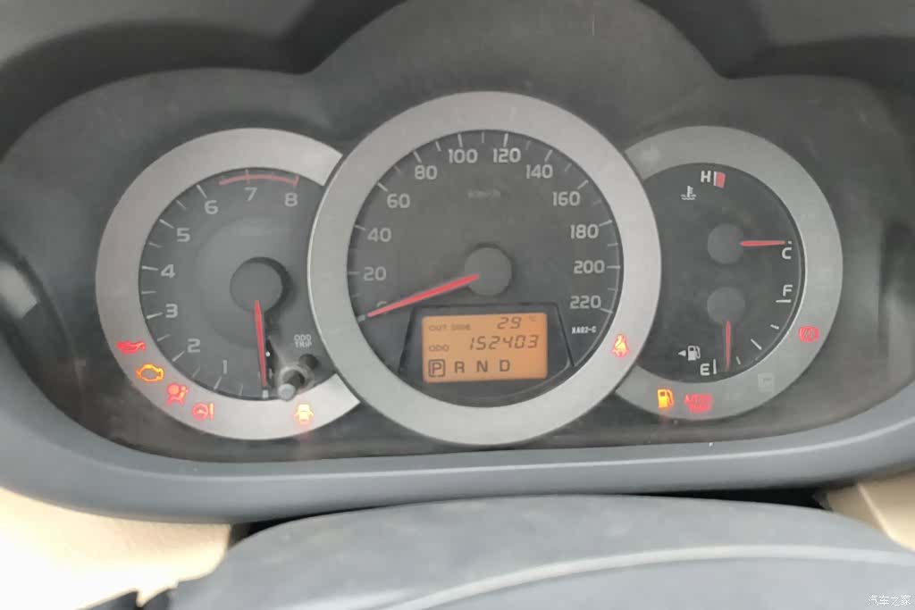 Toyota RAV4, 2011 14