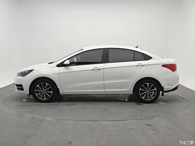 Chery 5, 2023 4